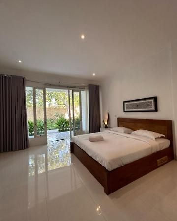 Hotel Turtle House Lombok Kuta  Exterior foto